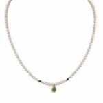 Κολιέ με μαργαριτάρια και ροζέτα